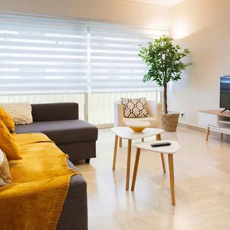 Maxbnb - Mourillon - 90m De La - T2 45m2 - Parking Public Gratuit 800m-1300 Places Apartment Toulon