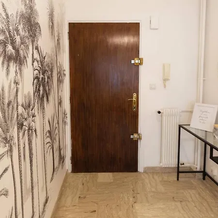 Maxbnb - Mourillon - 90m De La - T2 45m2 - Parking Public Gratuit 800m-1300 Places Apartment Toulon
